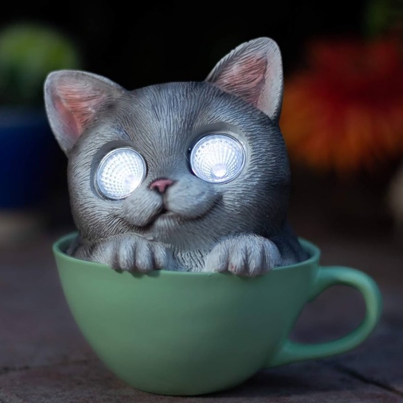 Cat in Cup Solar Garden
Decorations Figurine - Picture 4 of 8